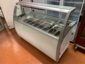 GELATO/ICE CREAM FREEZER