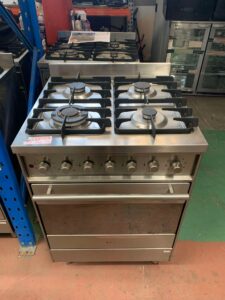 TECHNIKA 4 BURNER STOVE & OVEN