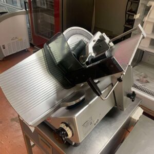 FULLY AUTOMATIC DELI SLICER