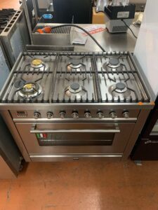 ILVE 6 BURNER STOVE & OVEN